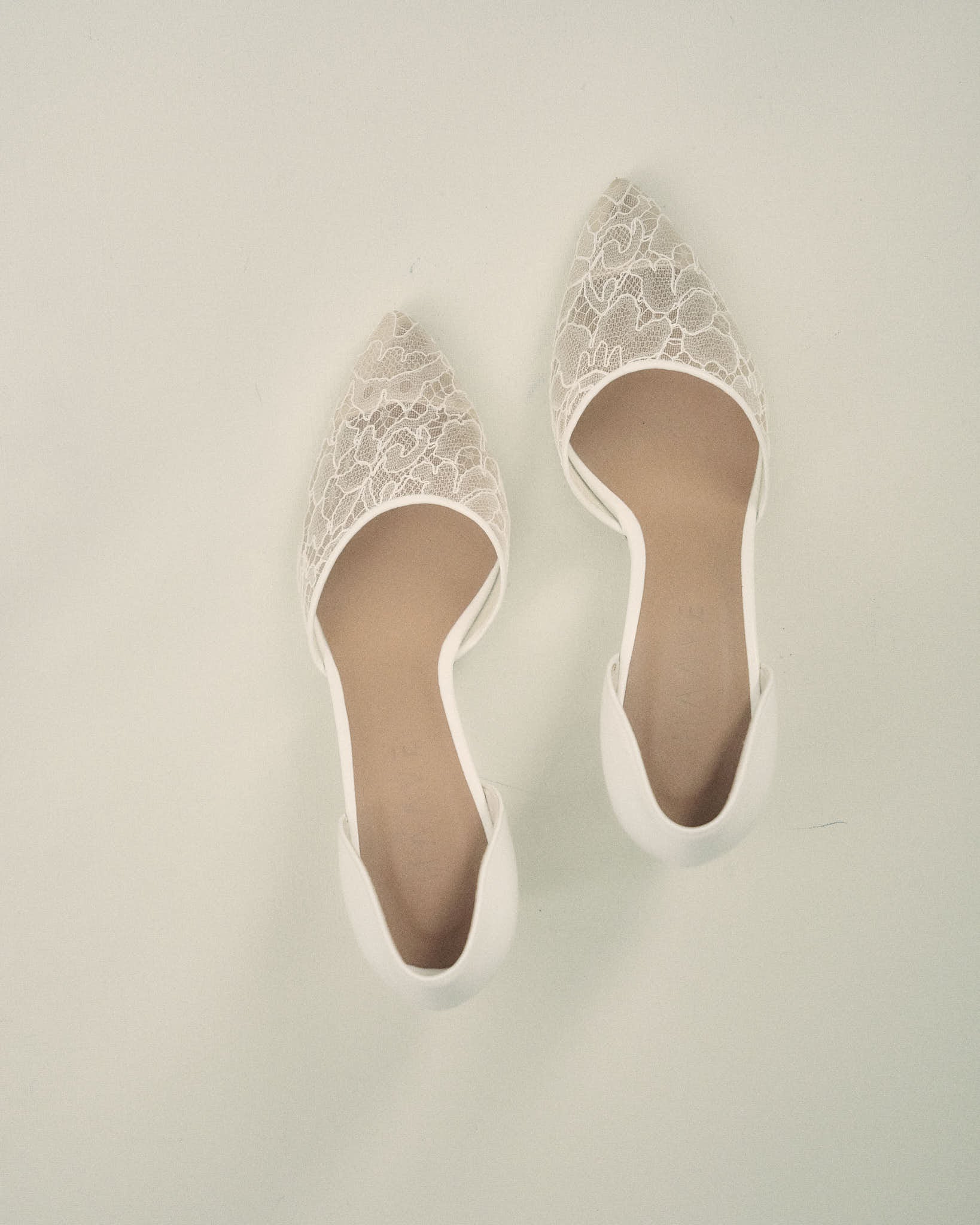 HAAVE レース オープン サイドパンプス HAAVE | Lace Open-Side Pumps | レース オープンサイド パンプス